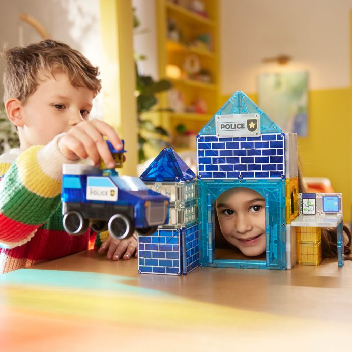 MAGNA-TILES Magnetinis konstruktorius &bdquo;Policijos nuovada&ldquo;, 35 det. &ndash; nuotrauka 4