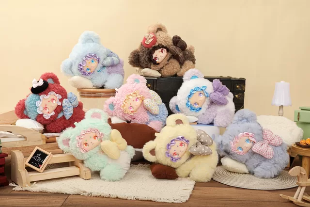 LUCKY EMMA LOVELY EMMA Pliu&scaron;inis raktų pakabukas-siurprizas - Little Bear Adoption Guide &ndash; nuotrauka 3