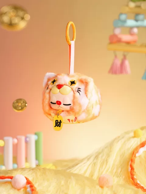 REBEL BEAR Pliu&scaron;inis pakabutis &bdquo;Good Luck&ldquo;, 8 cm &ndash; nuotrauka 12