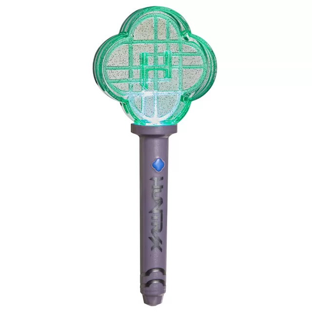 KPOP DEMON HUNTERS &Scaron;viečianti lazdelė &ndash; nuotrauka 3
