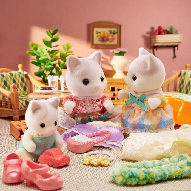 SYLVANIAN FAMILIES Latė kačiukų &scaron;eimynėlė &ndash; nuotrauka 5