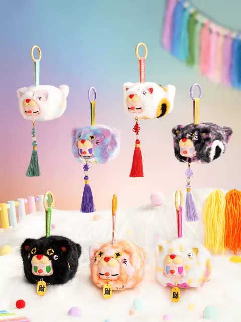 REBEL BEAR Pliu&scaron;inis pakabutis &bdquo;Good Luck&ldquo;, 8 cm &ndash; nuotrauka 8