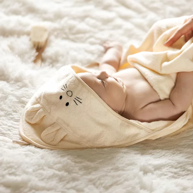 BabyOno rank&scaron;luostis su gobtuvu bambukinis 100x100 kreminis 1553/07 &ndash; nuotrauka 7