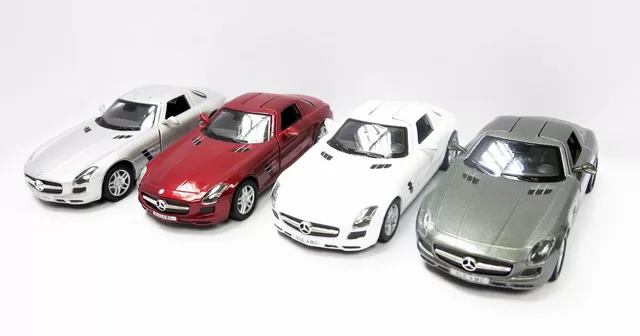KINSMART Automobilis MERCEDES-BENZ SLS AMG, 1:38 &ndash; nuotrauka 2