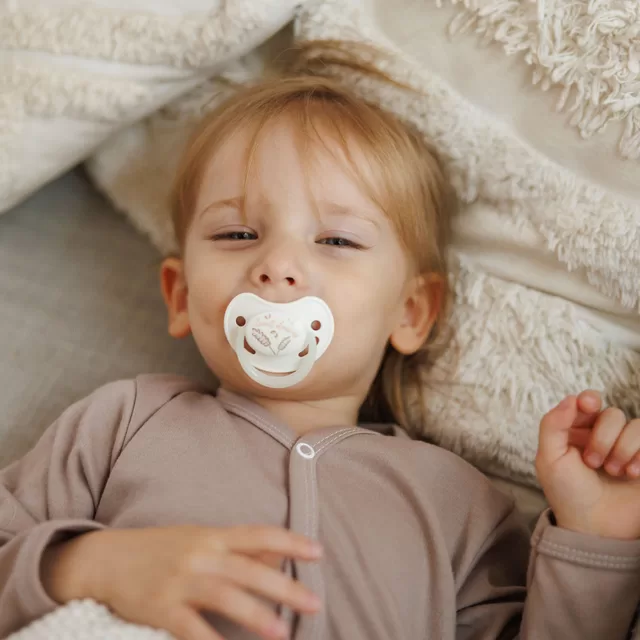 Babyono čiulptukas silikoninis anatominis 18m+ 1670/03 &ndash; nuotrauka 4