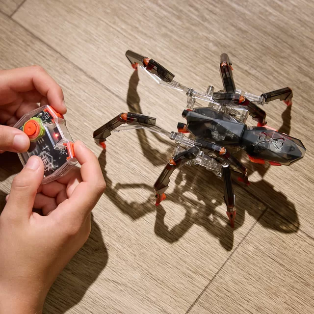 HEX BOTS Interaktyvus tarantulas &ndash; nuotrauka 10
