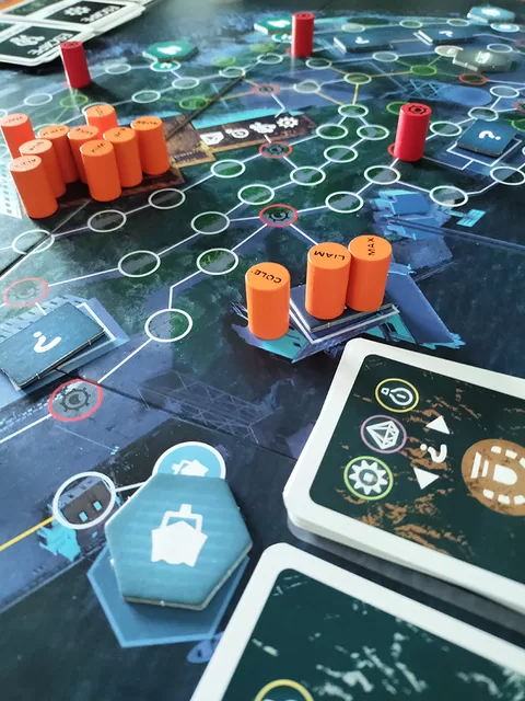 TACTIC Žaidimas &bdquo;Pabėgimas i&scaron; Alkatraso 2034&ldquo; &ndash; nuotrauka 3