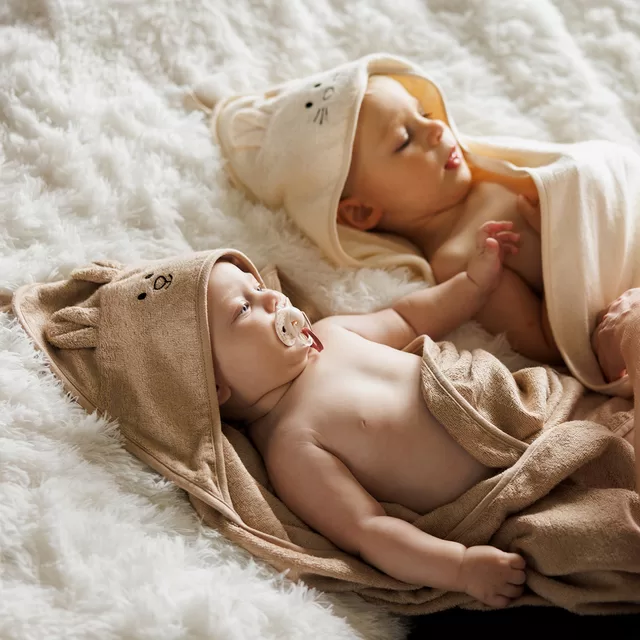 BabyOno rank&scaron;luostis su gobtuvu bambukinis 100x100 tamsiai kreminis 1553/06 &ndash; nuotrauka 5