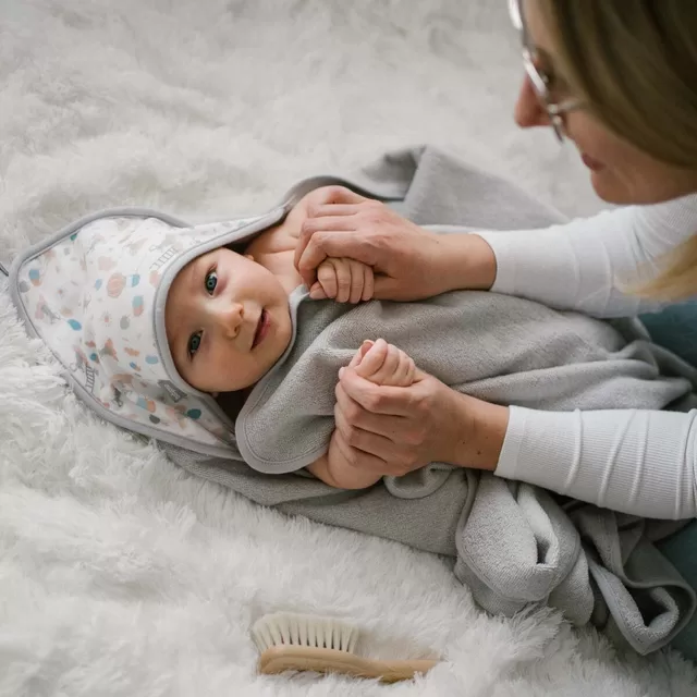 BabyOno rank&scaron;luostis su gobtuvu frotinis 100x100 pilkas 1552/03 &ndash; nuotrauka 6